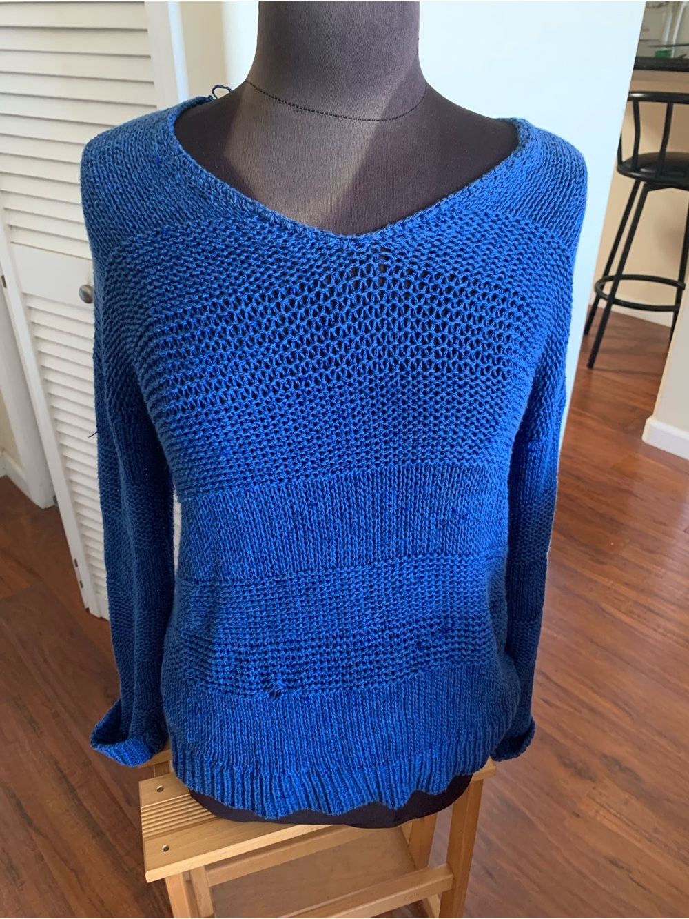 Tommy Bahama Cobalt Blue V-Neck Knit Sweater